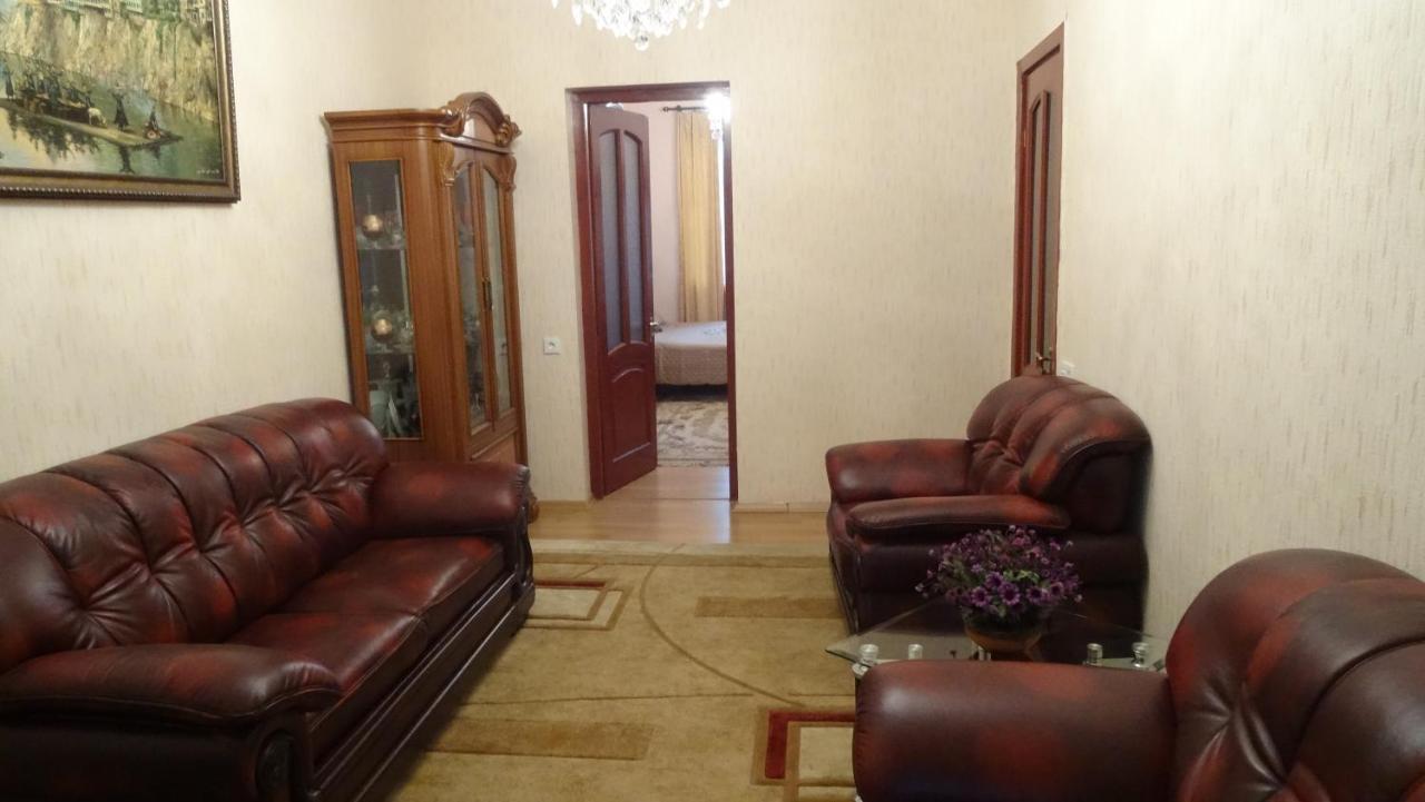 Apartment Vake-Saburtalo Tbilisi Esterno foto