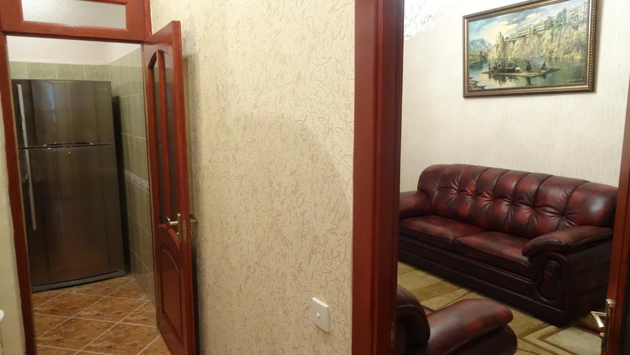 Apartment Vake-Saburtalo Tbilisi Esterno foto